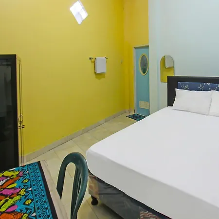 Oyo 92095 Wisma Dhana Syariah